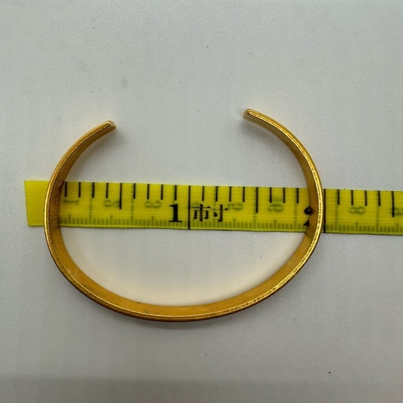 The Future is Female adjustable cuff bracelet - Picture 5 of 6